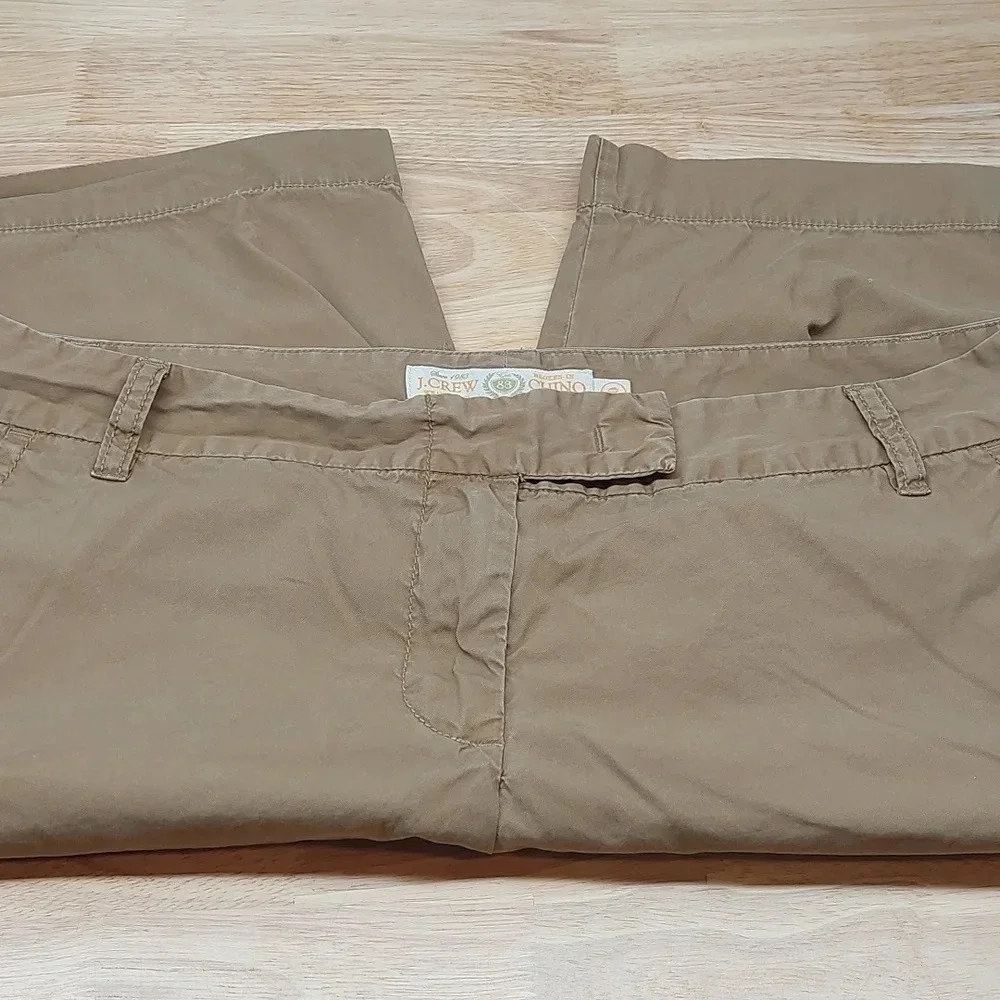 J.Crew Chino Classic Twill Broken In City fit Bermuda Shorts 10 Khaki